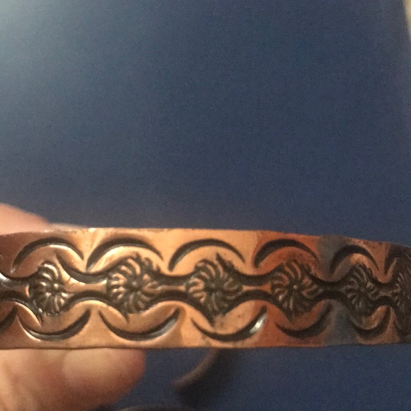 Vintage copper bracelets - Picture 3 of 3